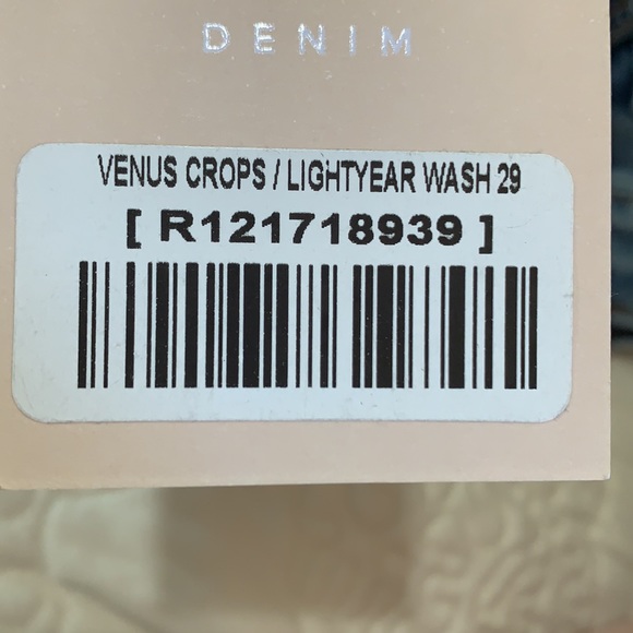 REVICE JEANS - Picture 3 of 3